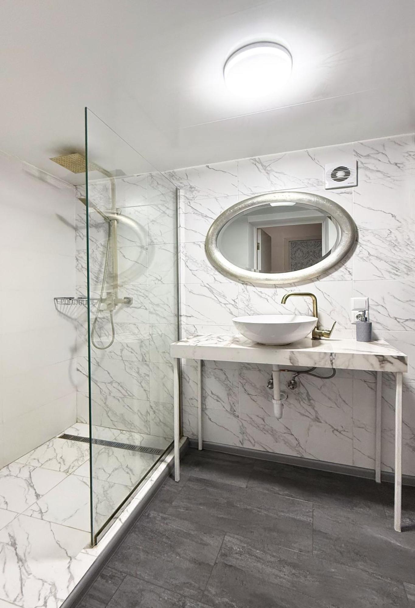 Teodora Square Apartments Площа Святого Теодора Львів Екстер'єр фото